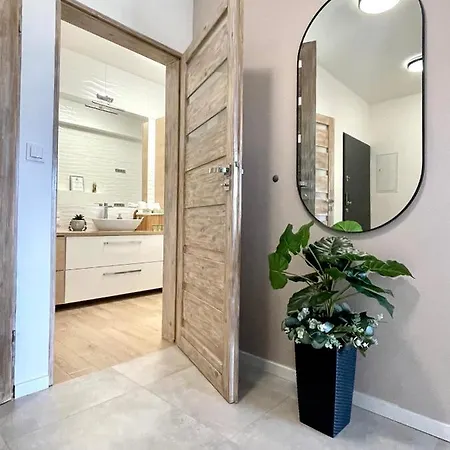 Apartamento Sleep & Go Modlin Airport